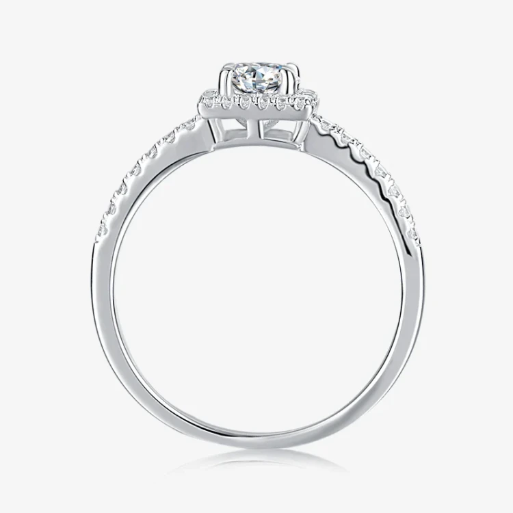 Помолвочное кольцо Moissanite Halo 0,5 карат